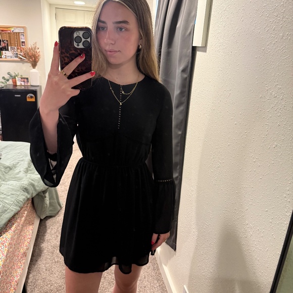 Speechless Dresses & Skirts - Speechless Black Mini Dress